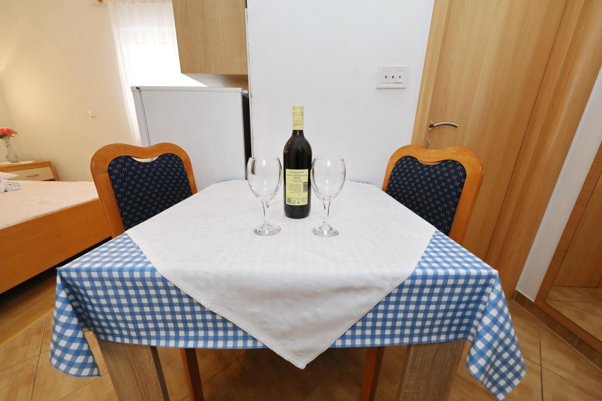 Villa Rajna Stari Grad Szoba fotó