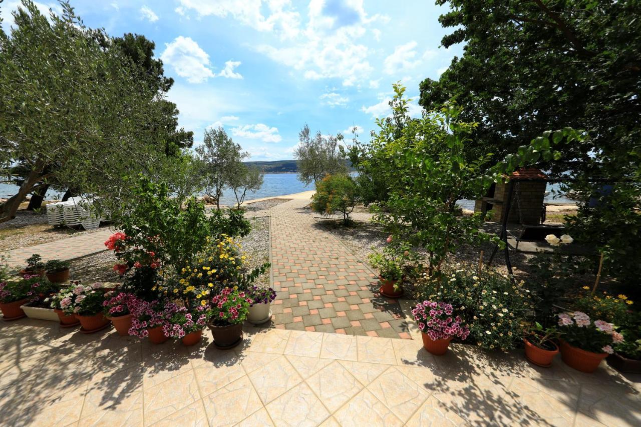 Villa Rajna Stari Grad Kültér fotó